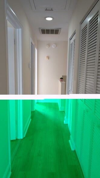 upstairs hallway - 6909 Lake Place Ct