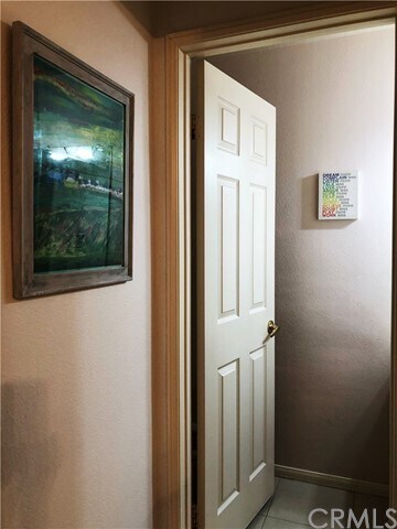 Building Photo - 15 Monaco