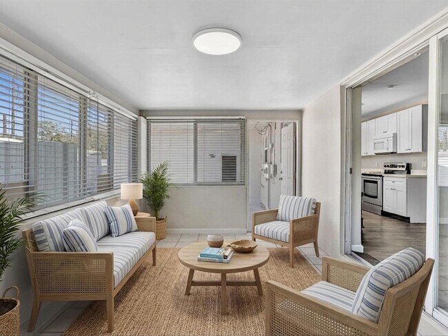 Building Photo - 54 SW 16th St