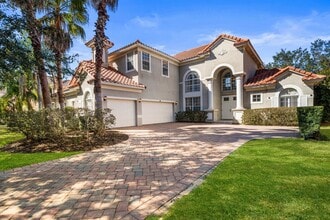 Building Photo - Fully Furnished Executive Rental in Providence