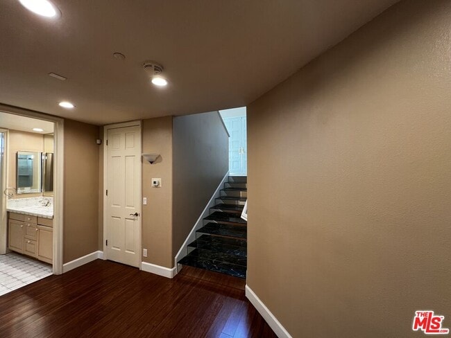 Building Photo - 2357 Brookshire Ln