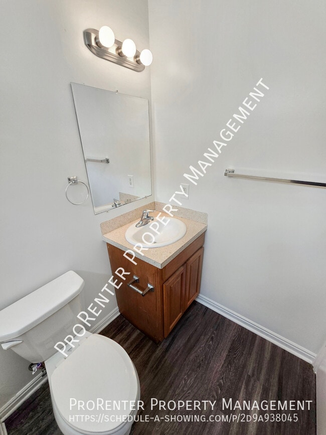 Building Photo - 551 S 375 W