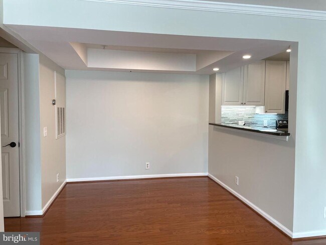 Building Photo - 5804 Inman Park Cir