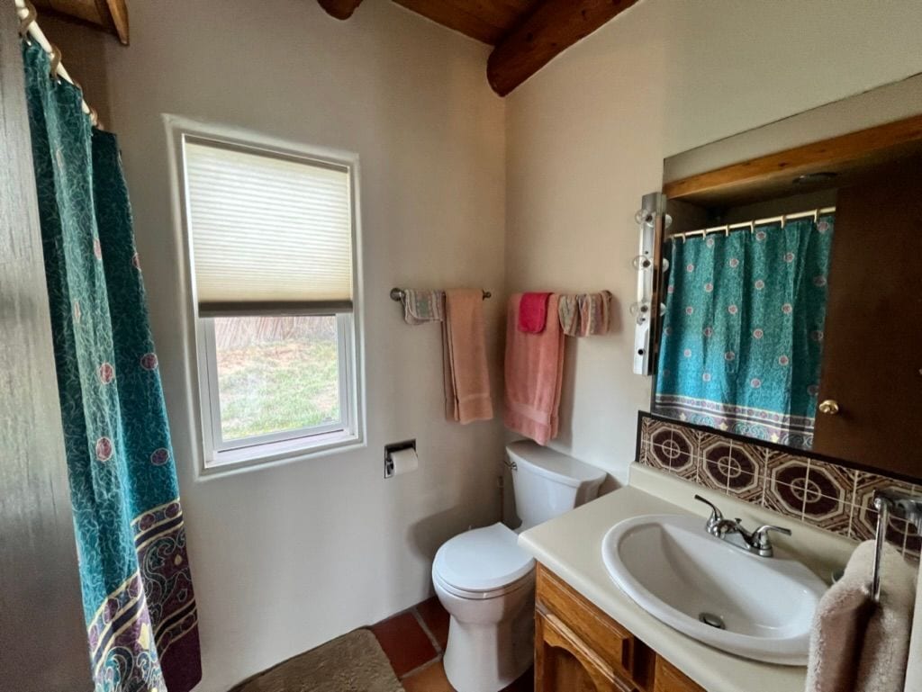 Building Photo - 128 Dona Ana Dr