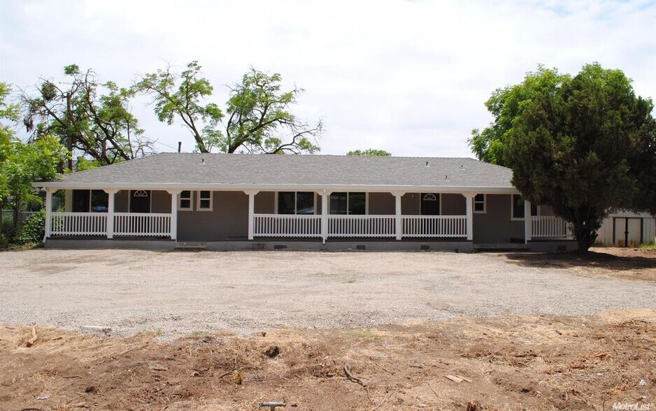 Home Overview - 5050 Enrico Blvd