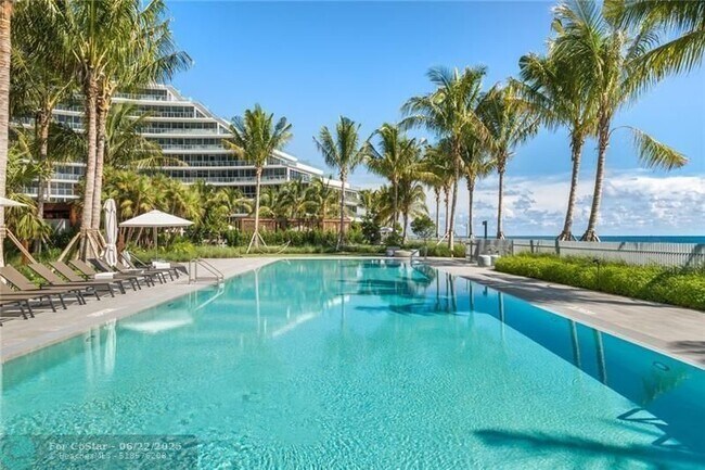 Building Photo - 2200 N Ocean Blvd