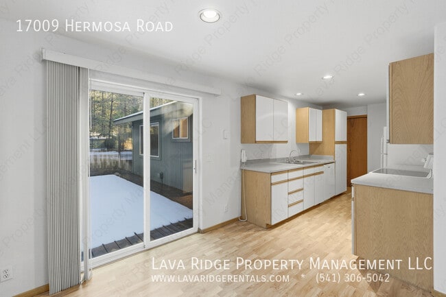 Building Photo - 17009 Hermosa Rd