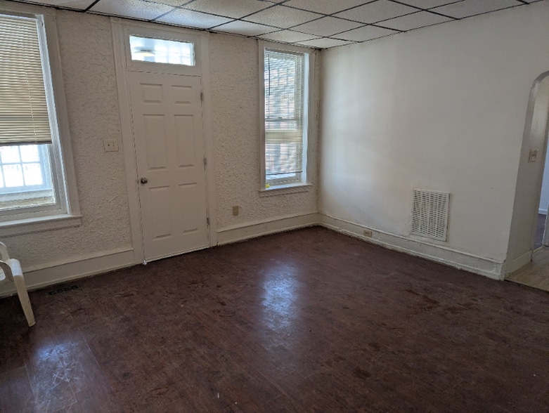 Building Photo - 1492 Princess Ave