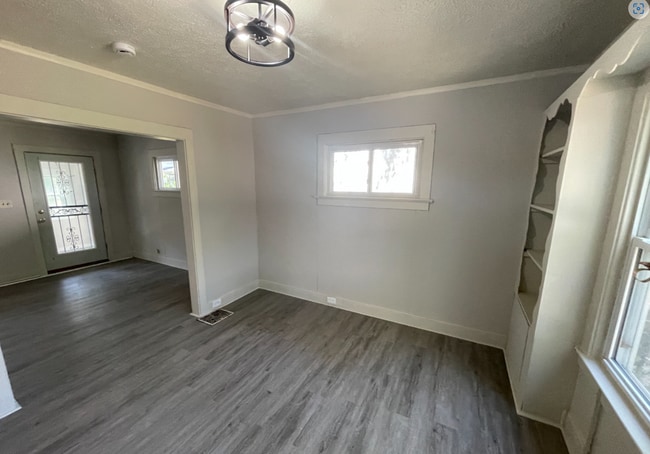 Building Photo - SECTION 8 and EDEN Accepted!! Exciting Opportunity to Live in a Newly Renovated 3 br Home!