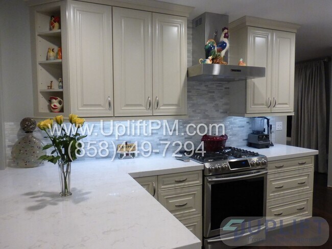 Building Photo - 14333 Sandown Ct