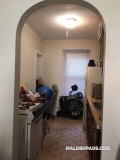 Building Photo - 349 Pleasant St