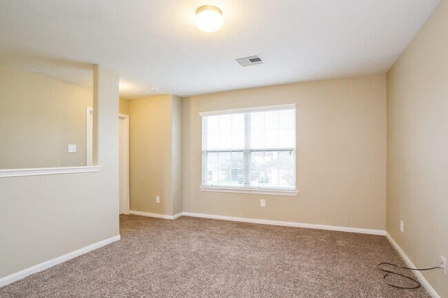 Building Photo - 1023 Doubletree Glen Dr