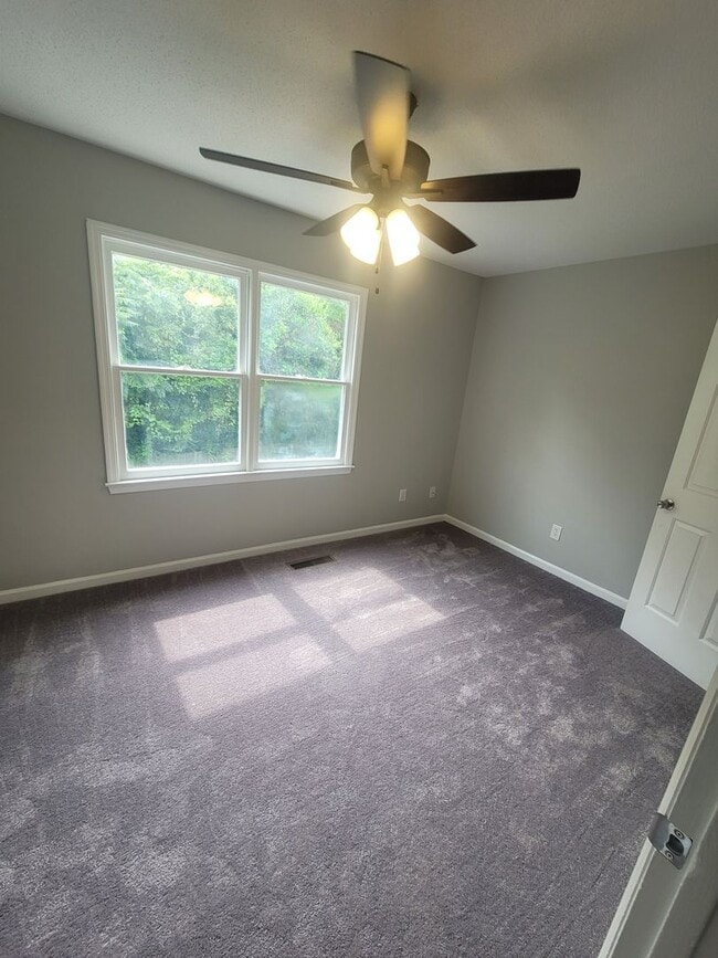 Building Photo - Cayce