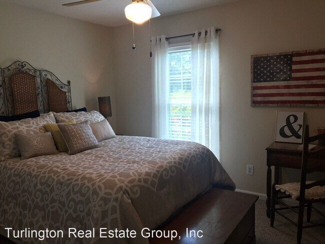 Building Photo - 3 br, 2 bath House - 165 Devin Drive