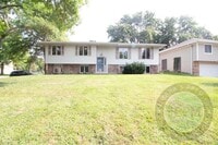 Building Photo - Spacious 3 Bed 3 Bath House