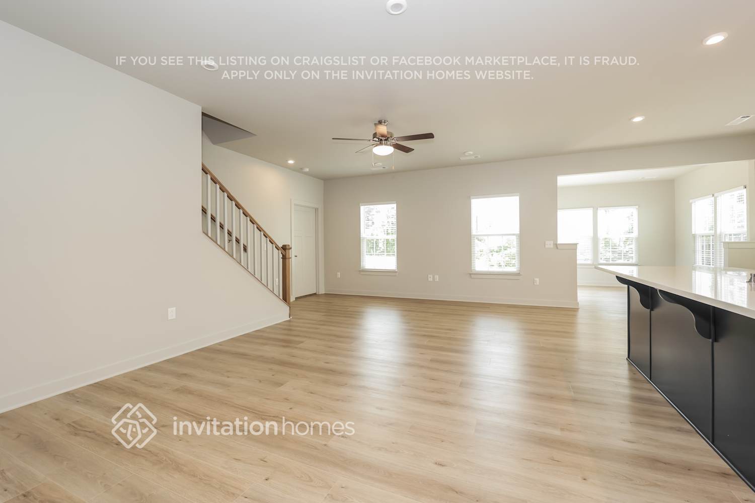 Building Photo - 6550 Palm Warbler Dr