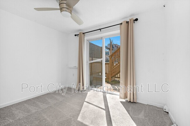 Building Photo - 639 Harvey St