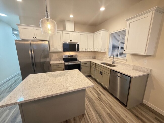 Building Photo - Welcome to your New Home- Brand New Unit- Be the First to live in it!!