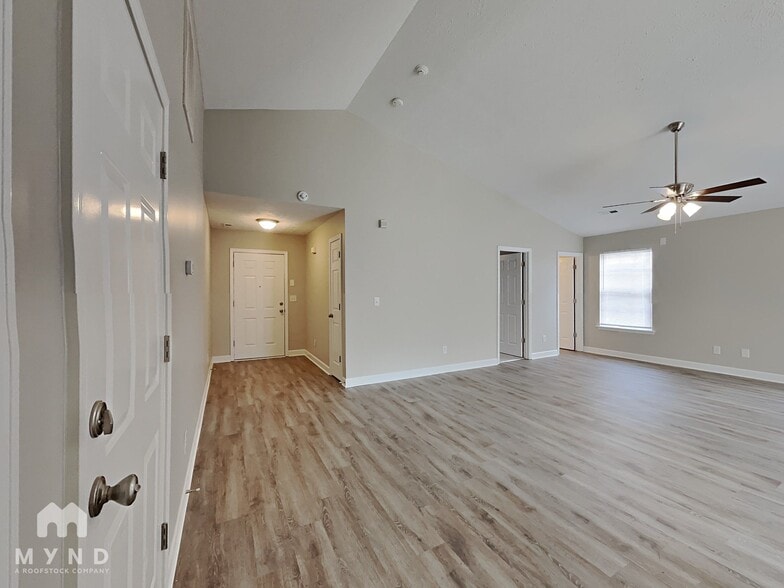 Building Photo - 440 Scotts Creek Trail