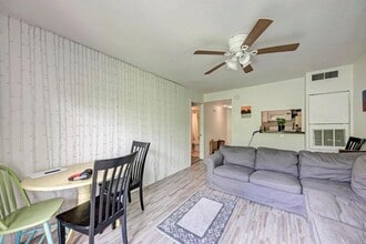 Building Photo - 710 E Dean Keeton St