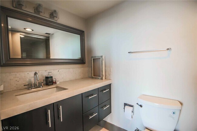 Building Photo - 3111 Bel Air Dr