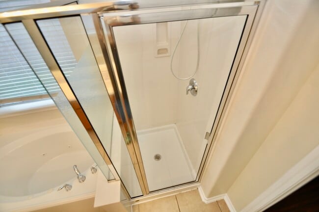 Building Photo - 12315 Field Brook Ct