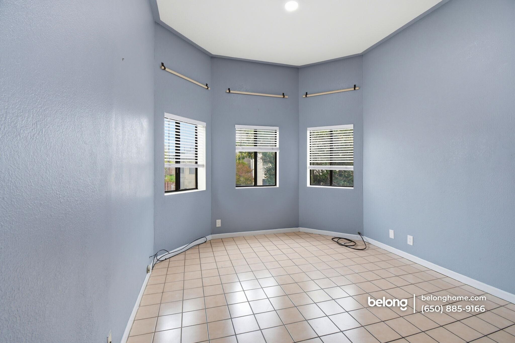 Building Photo - 3221 Helen St