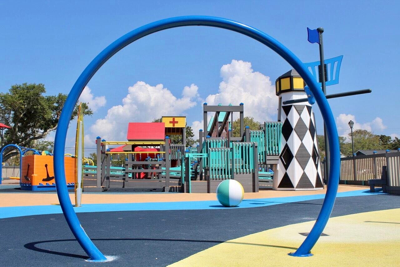 Blue Salt Cottage is 3 blocks (4 min walk) to the new Shevans Park with a playground, splash pad, picnic areas and tennis courts! - 103 S 13th St