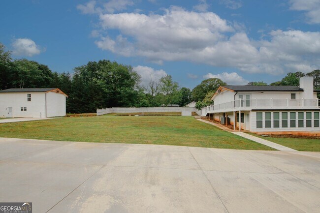 Building Photo - 6157 Orville Dr