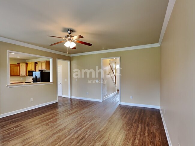 Building Photo - 3016 Sommette Drive