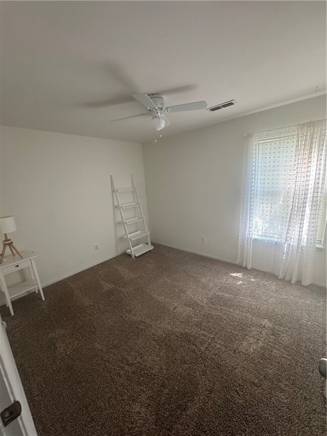 Building Photo - 462 Mimosa Ln