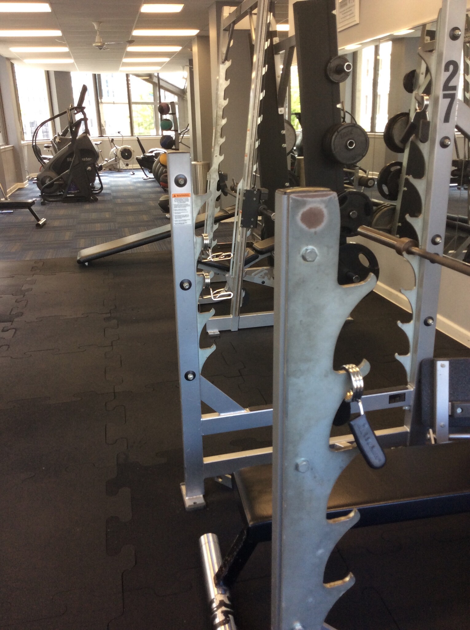 Weights - 405 N WABASH Ave