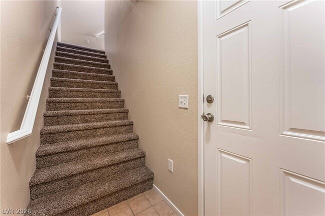 Building Photo - 6409 Stone Dry Ave