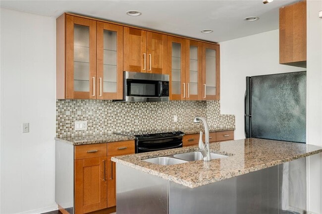 Building Photo - 1511 Shoal Creek Blvd