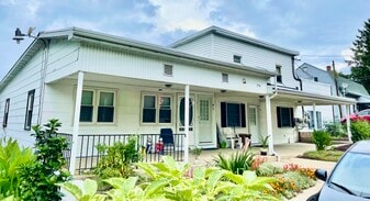 Building Photo - 1720 Freeland Rd