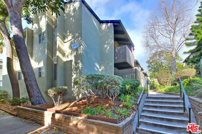 Building Photo - 4822 Hollow Corner Rd
