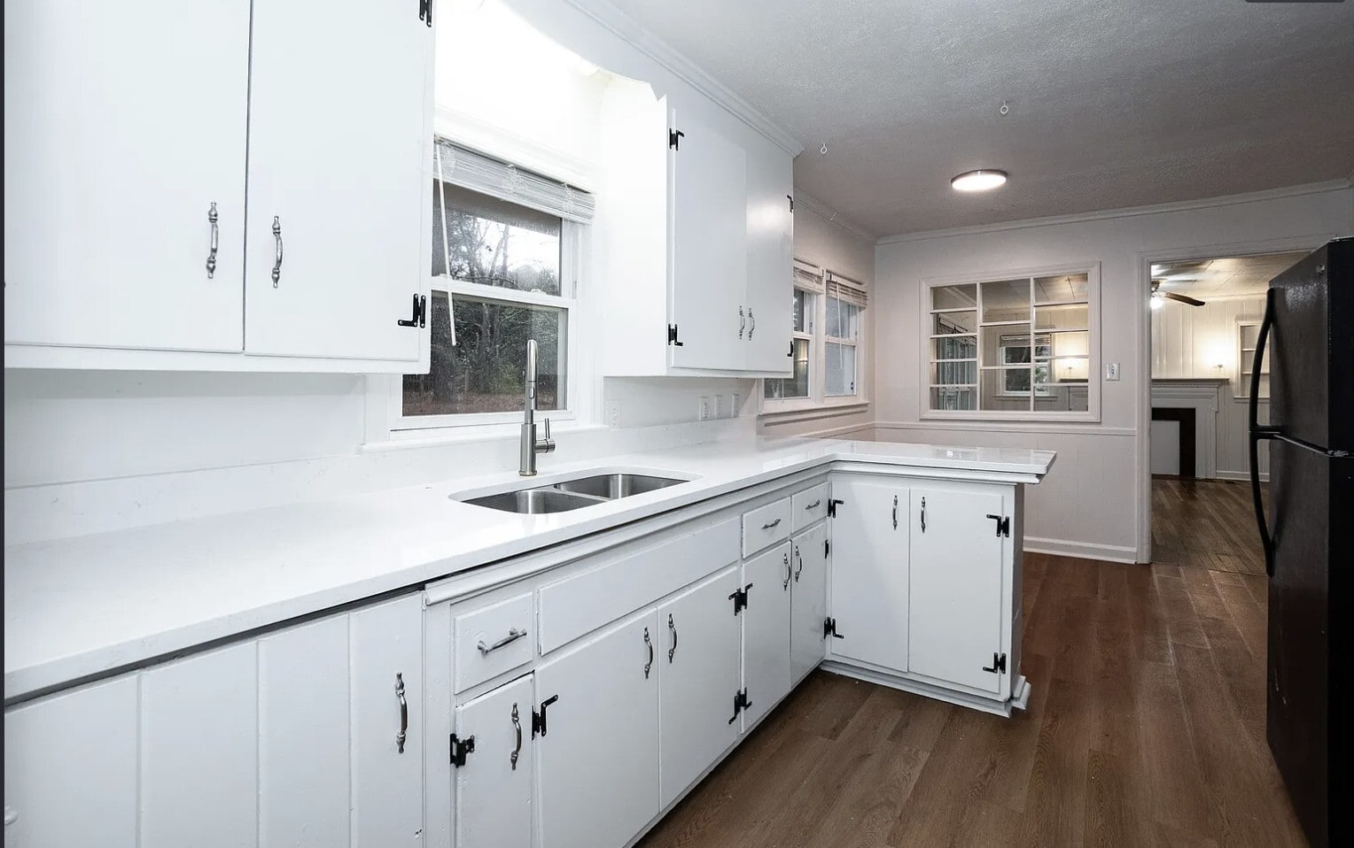 Building Photo - 1734 Legion Rd