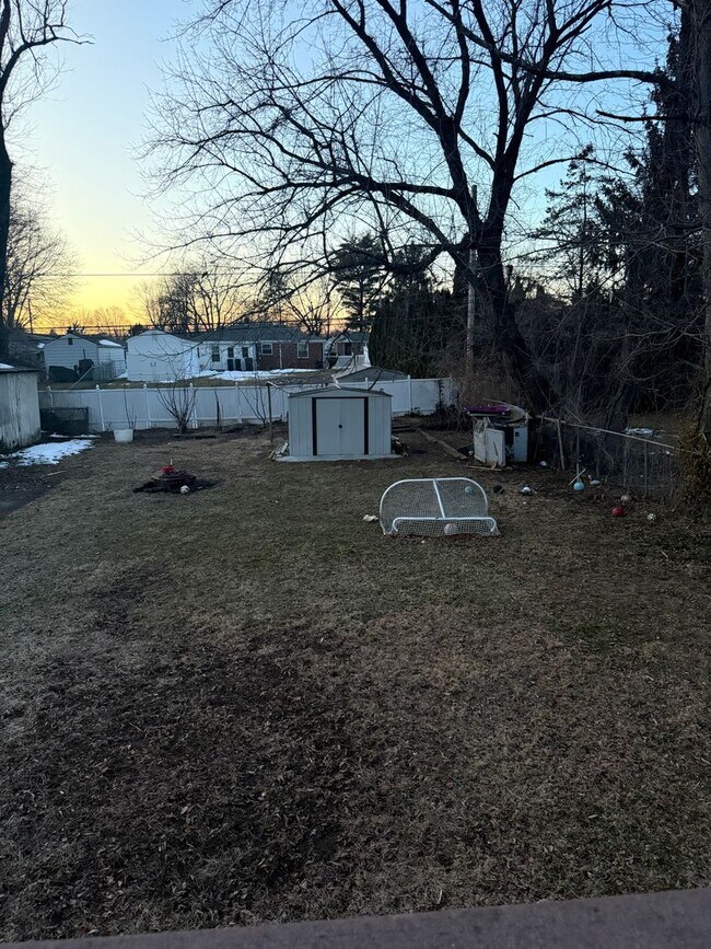 Building Photo - High_1368