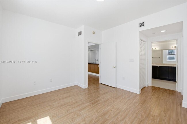 Building Photo - 4100 Salzedo St
