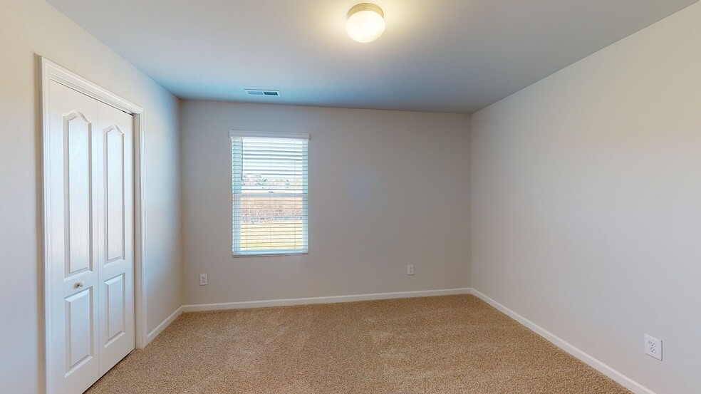 Upstairs Bedroom - 117 Maple Tree Ln