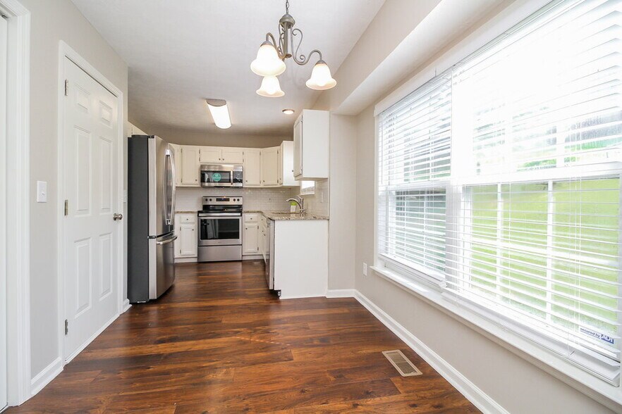 Building Photo - 114 Jesse Brown Dr