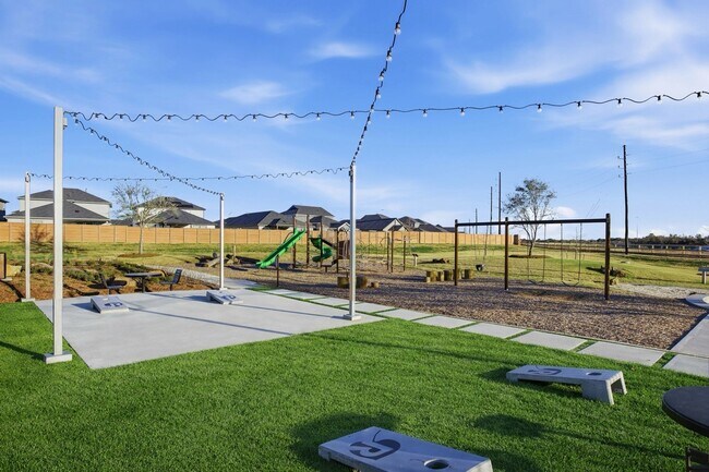 Building Photo - 18023 Lasso Mls Dr