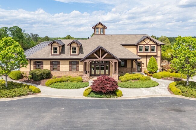 Building Photo - Beautiful 3-Bedroom Townhome in North Raleigh