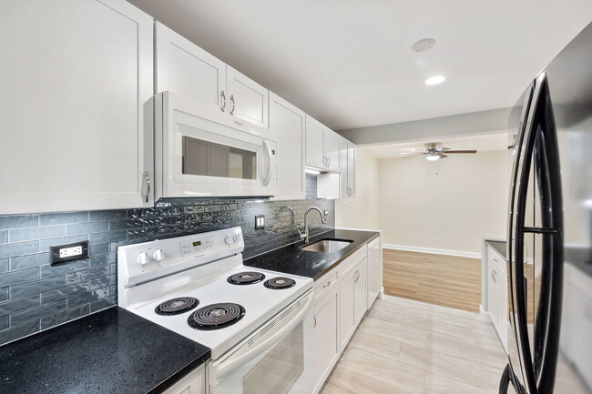 Building Photo - 940 Beau Dr