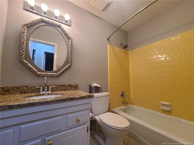 Building Photo - 6744 Irongate Dr