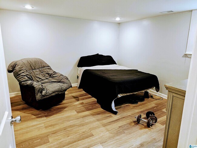 Building Photo - 7818 6th Ave S