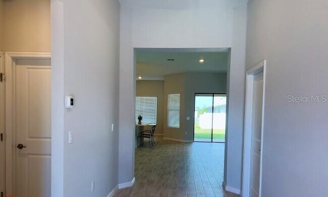 Building Photo - 1980 Goblet Cv St