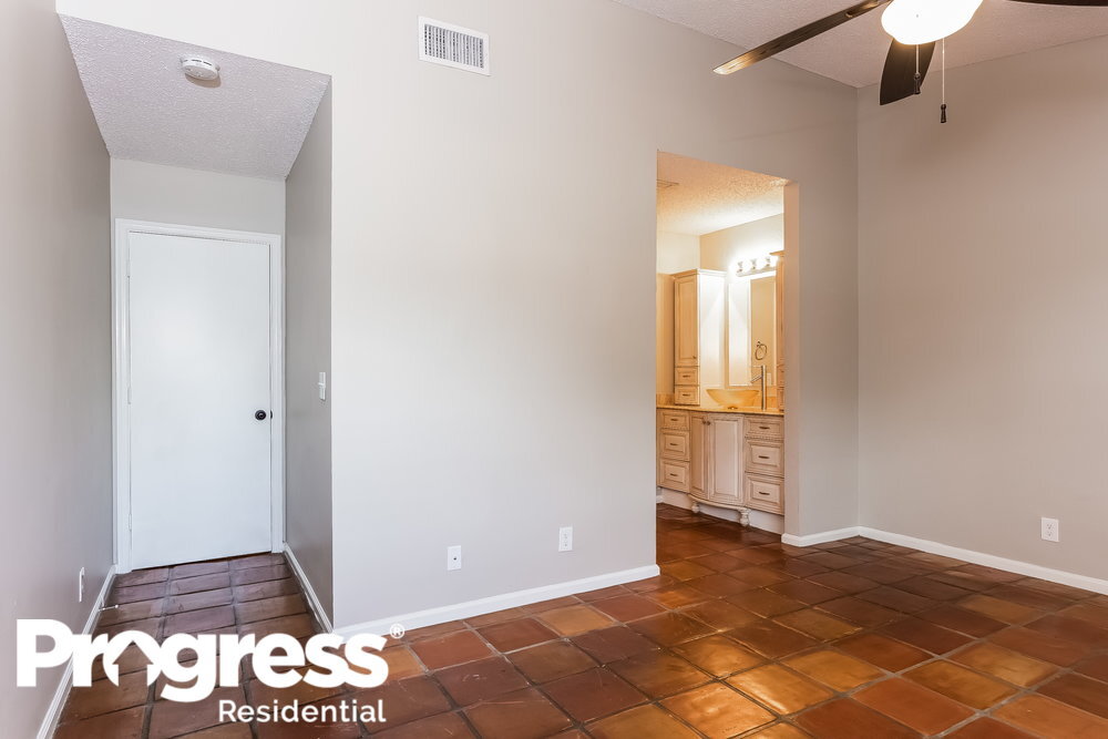 Building Photo - 6 Capitol Ct