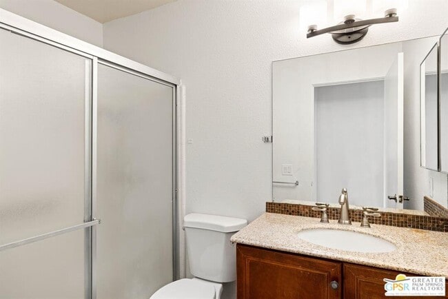 Building Photo - 45620 Mountain View Ave