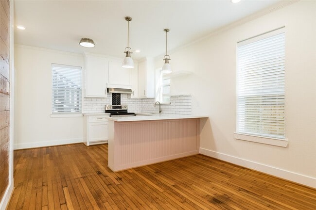 Building Photo - 2516 Avenue K